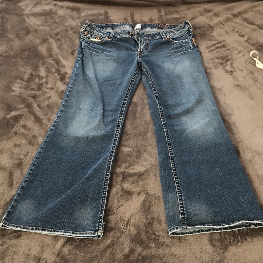 Silver Jeans Tina jeans size 36 fits like 34